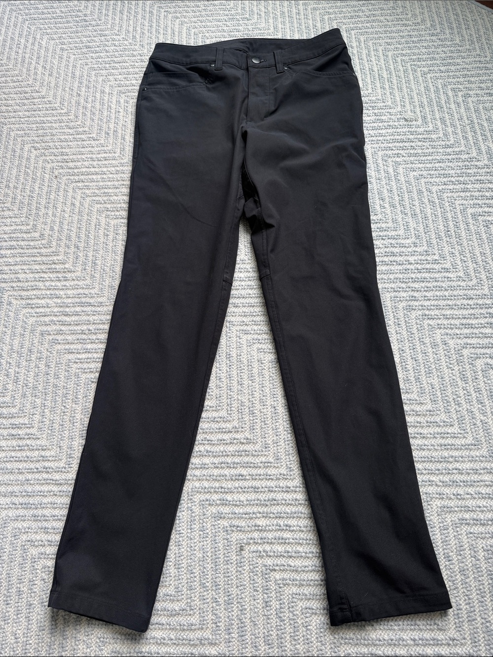 lululemon athletica NWOT size 28 inseam 28 Men's Black 5 pocket trouser Pants